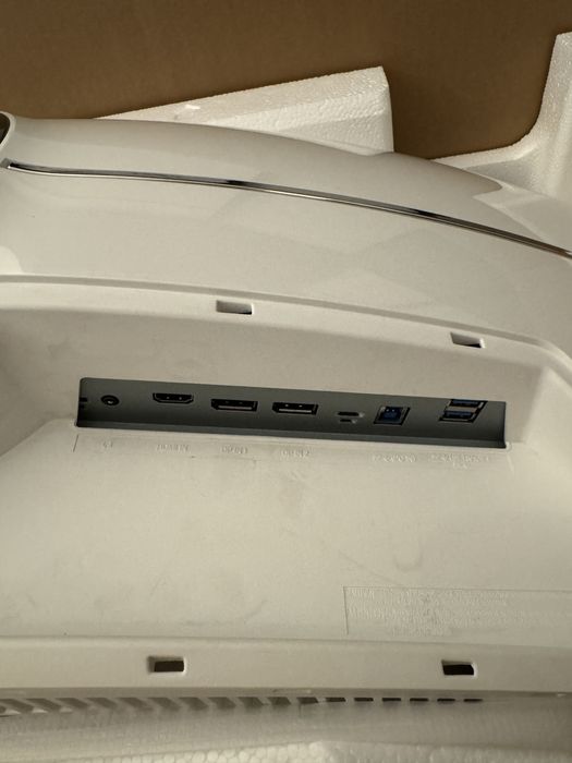 monitor Samsung Odyssey G9 49’