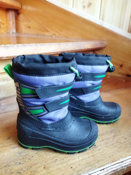 Дитяче взуття (чобітки)