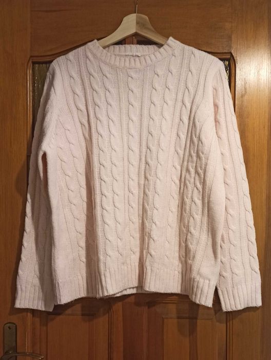 Sweter pudrowy róż