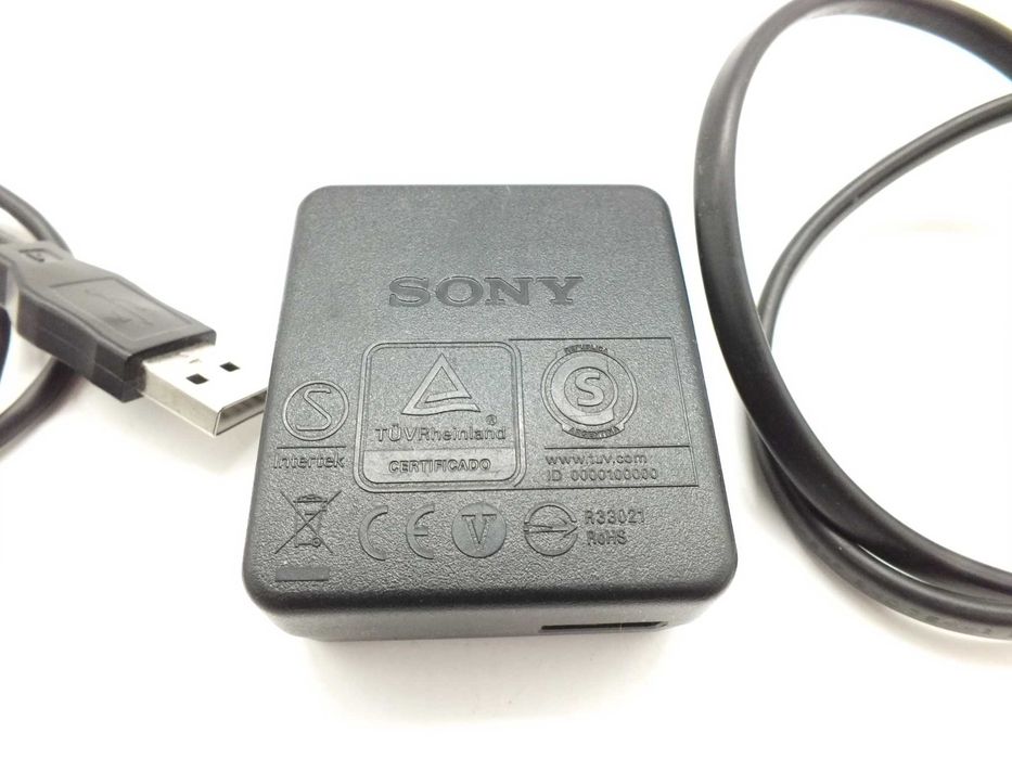 Ładowarka USB SONY AC-UB10D AC Adapter Charger 5V / 0,5A
