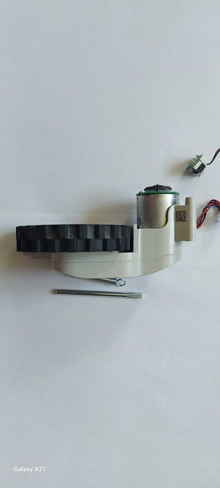 Koło lewe do robota sprzątającego Dreame D10 Plus - RLS3D