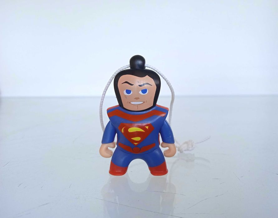 Фигурка супер герой марвел, дс киндер