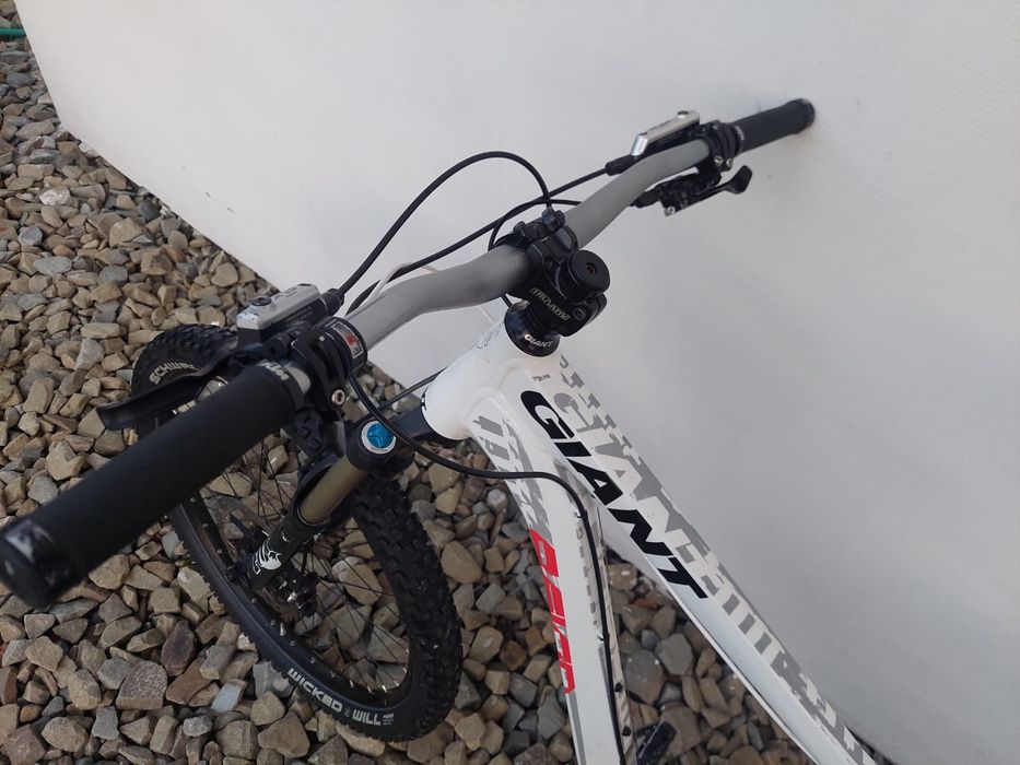 Rower full Giant Reign rama L downhill enduro