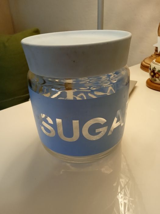 Szklany pojemnik na cukier