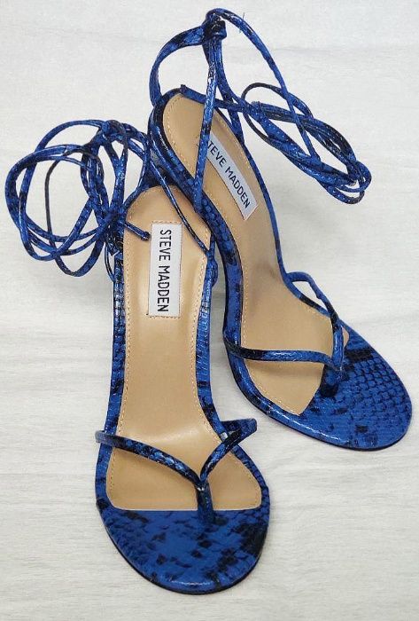 Продам босоніжки  оригінал Steve Madden