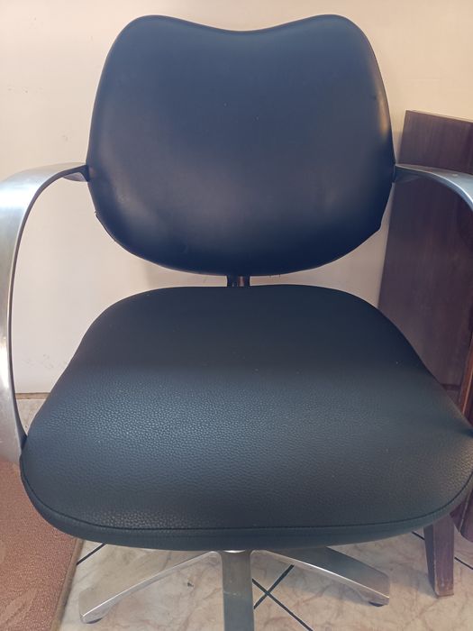 Wyposażenie salonu fryzjerskiego