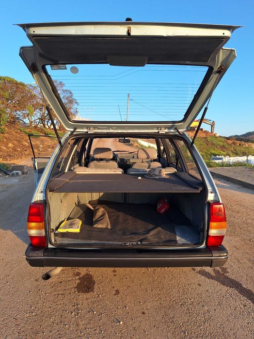 1983 Peugeot 305 GL Break 581 E11 | carro clássicos | carrinha | oldtimer