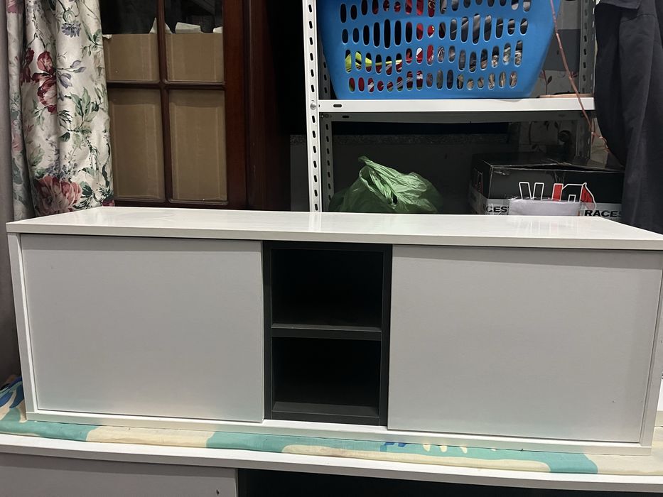 Movel de sala em muito bom estado