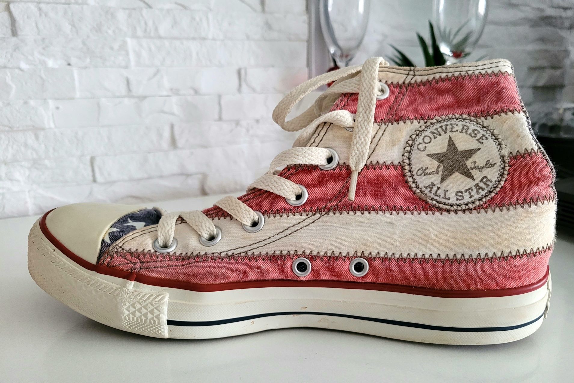 Converse 39 olx hotsell