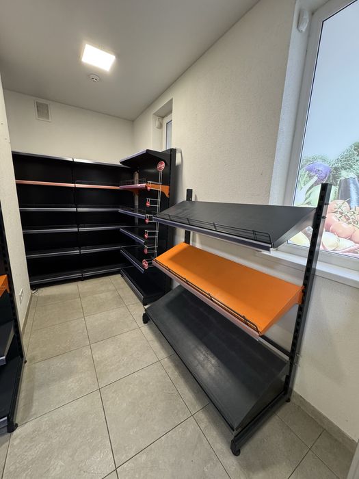 Магазинне обладнання