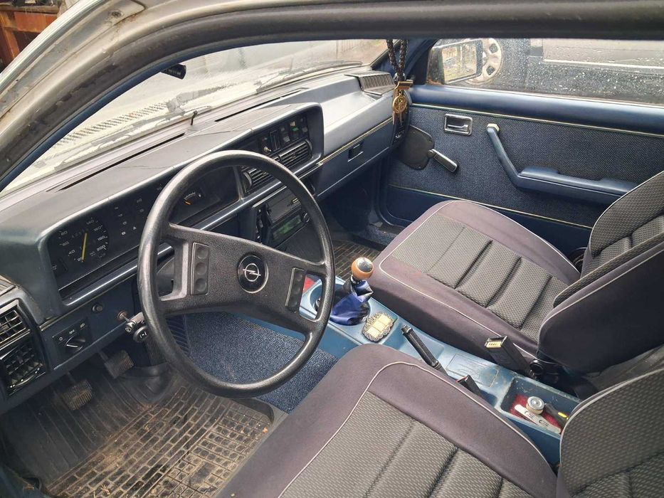 Продам Opel Rekord