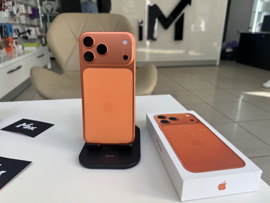 iPhone 17 Pro, 17 Pro Max 256, 512, 1Tb, 2Tb Orange, Blue, Silver