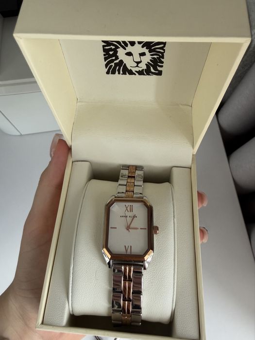 Годинник Anne Klein