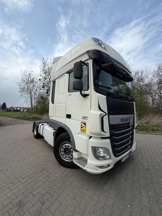 DAF XF SUPER SPACE CAB  Sprzedam Daf XF Super Space Cab z ADR 1 właściciel od nowości.