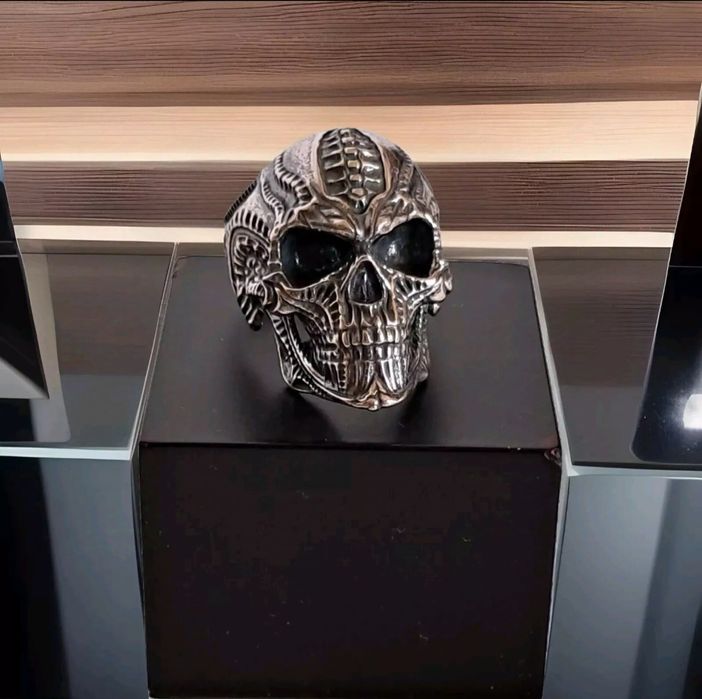 Кольцо череп серебро