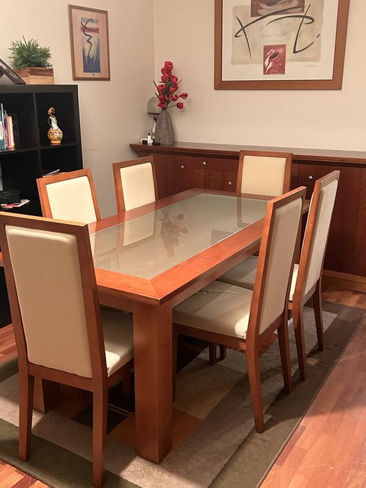 Mobila de sala jantar