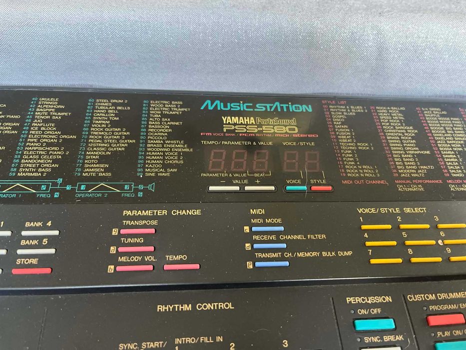 Keyboard Yamaha Porta Sound PSS-580