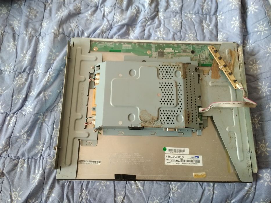 Монитор 19 дюймов без корпуса