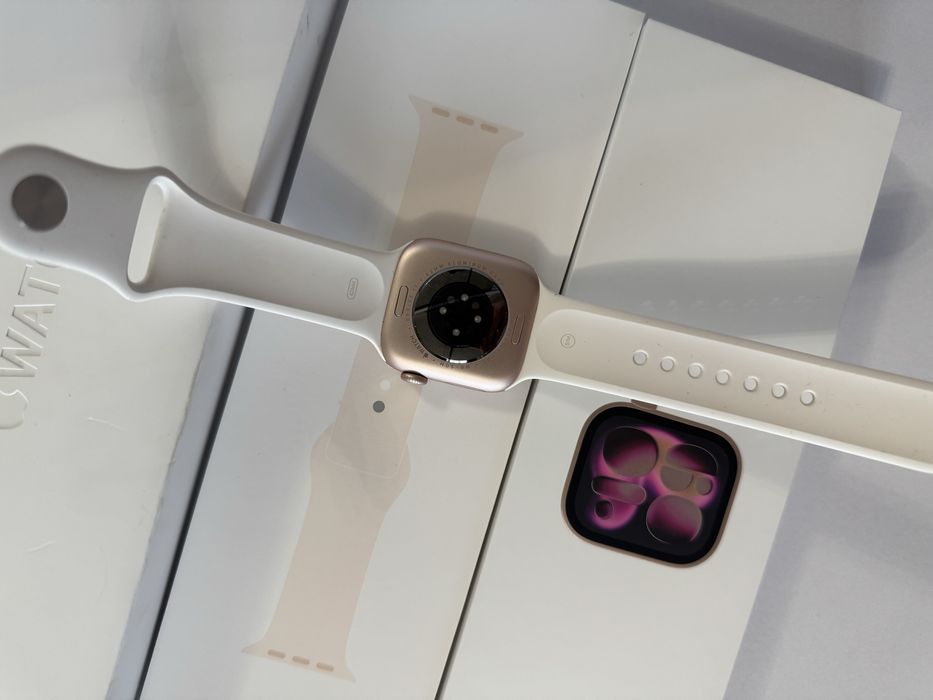 Смарт-годинник Apple Watch Series 11 GPS