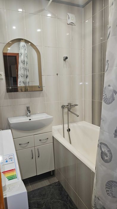 Продаж 1 к. квартири Залютино 10 хв. Холодна Гора
