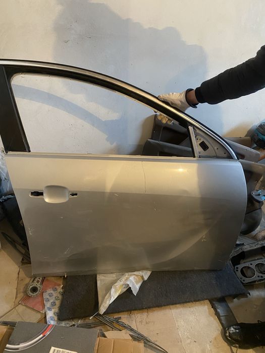 Двері опель інсігнія 2010р