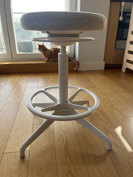 IKEA LIDKULLEN krzesło hoker regulowana wysokość obrotowy