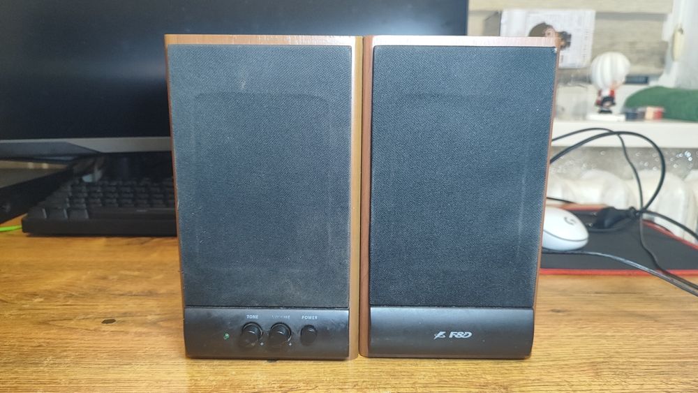 Продам комп’ютерні колонки F&D R215 формату 2.0.