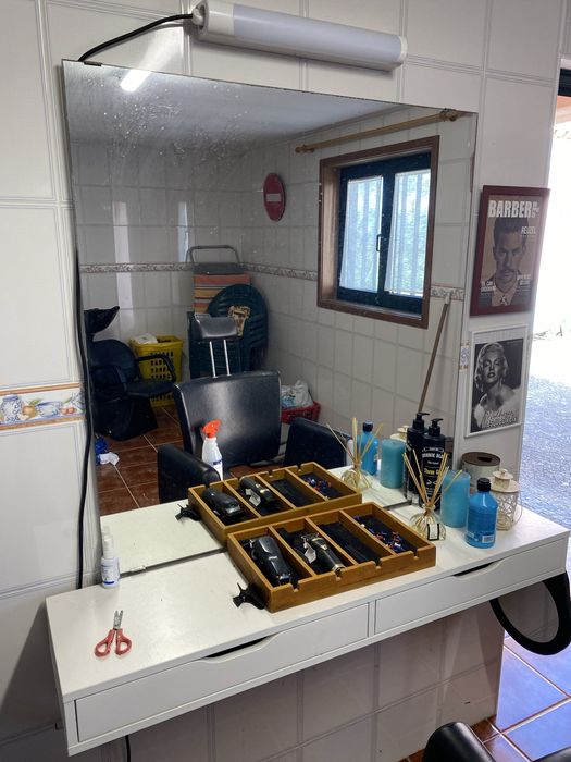 Cadeira barbeiro, rampa lavagem , movel e espelho