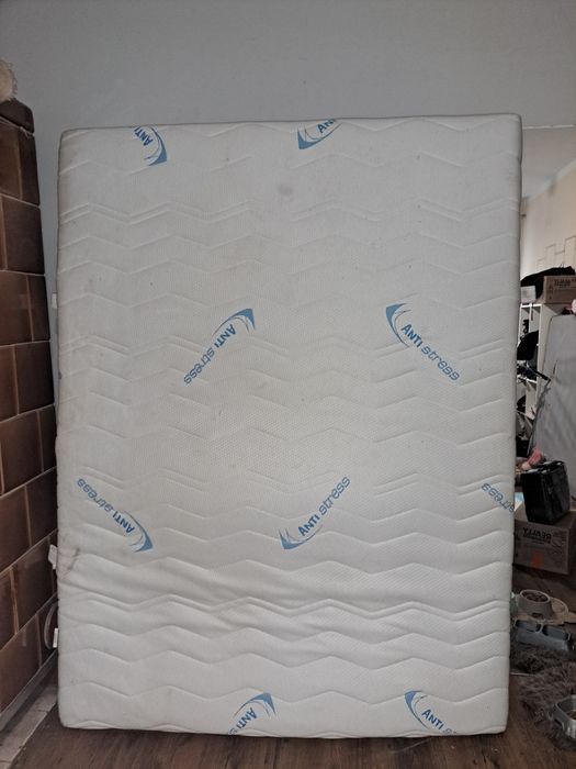 Oddam materac za darmo