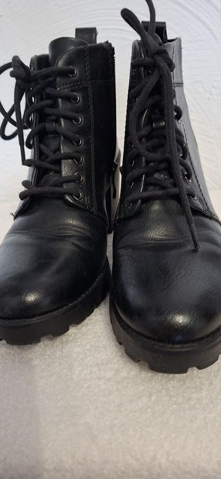 Skórzane damskie buty 38
