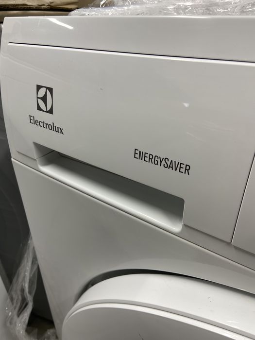 Комплект Elektrolux  пралка з сушкою