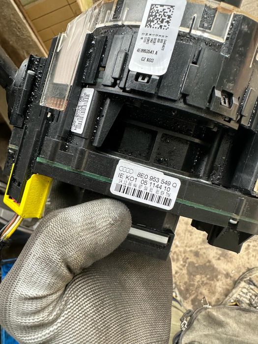 Slms a4 b6 ou b7 letra q