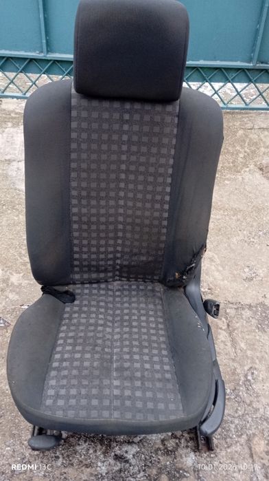 продам сидіння для авто
