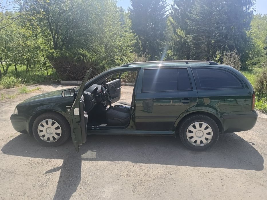 Продам шкода Октавія тур Мотор  Новий поміняний