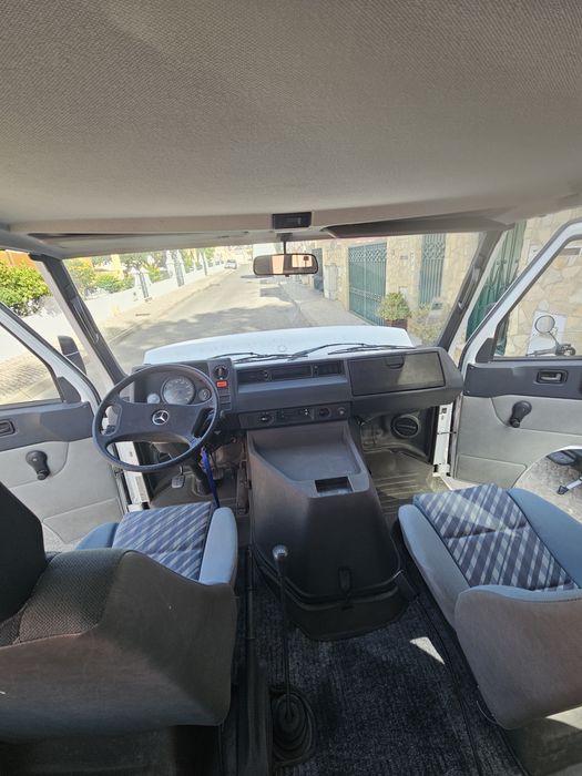 Mercedes-Benz Mb100 9 lugares ** 95.000km reais**