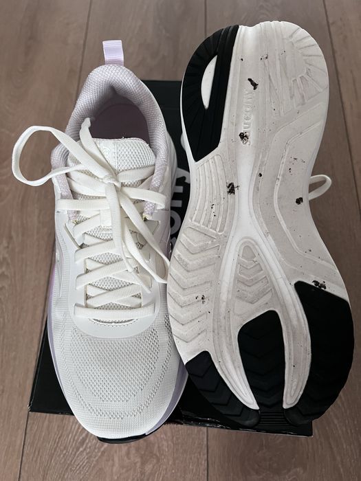 Кросівки Saucony