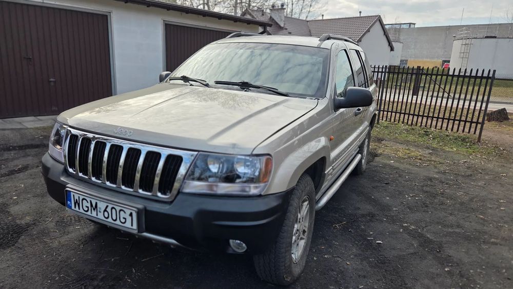 Jeep Grand Cherokee Sprzedam samochód JEEP GRAND CHEROKEE LAREDO 2,7 CRD automat 4X4