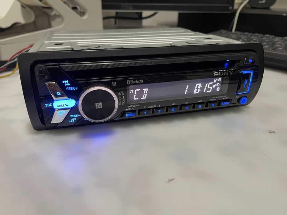 Auto radio sony  Mex-N4000BT