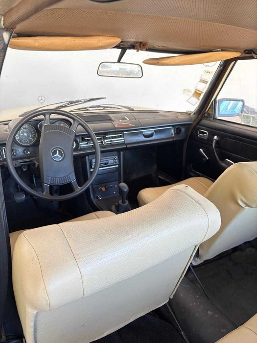 Mercedes Benz 240D - 1974 / Clássico