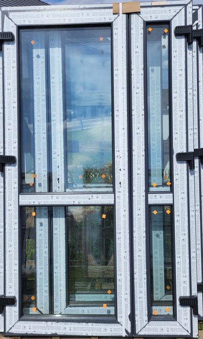 Drzwi zewnętrzne PCV do domu biura sklepu