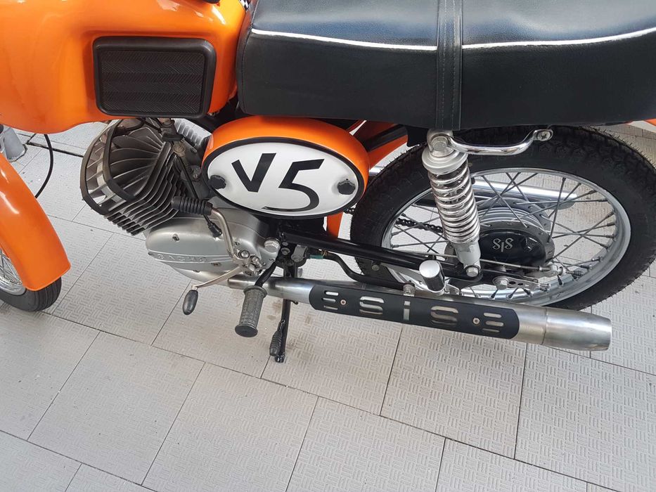 SACHS V5 Racing ano1983 
Restaurada 
com Documento único