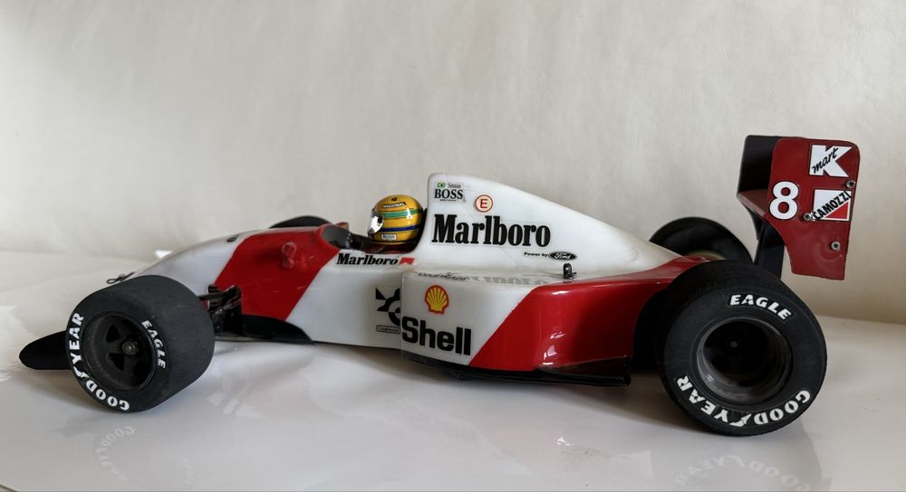 Tamiya 1/10 RC F1 Mclaren - Ayrton Senna