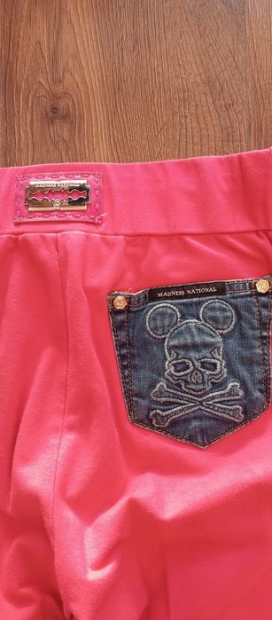 Крутой спортивный костюм