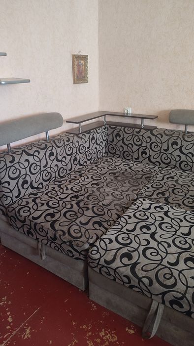 Продам кутовий диван