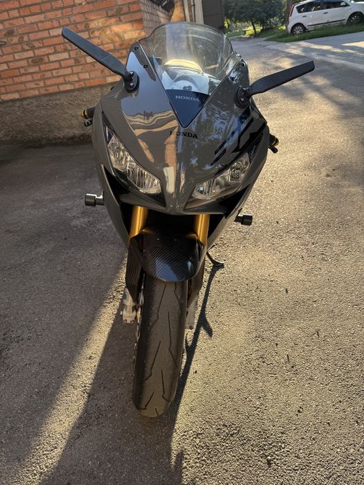 Honda cbr1000rr sp 2014 лімітований