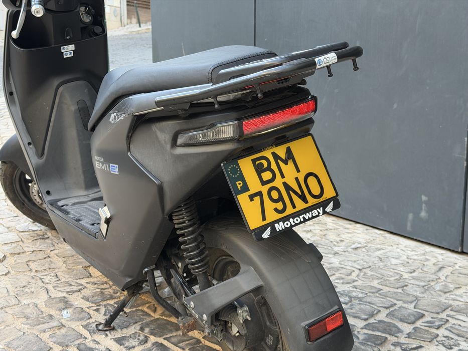 Mota Honda EM1 2024