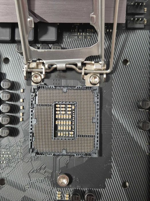 s1151 ТОП рівня ігрова материнка ASUS ROG STRIX Z270H Gaming. Trade-IN