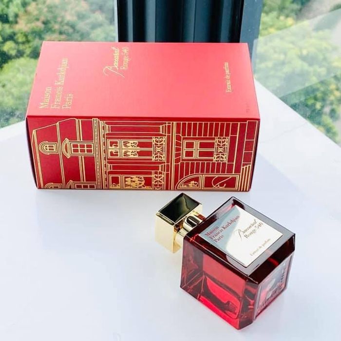 Perfumy unisex Maison Francis Kurkdjian
• Linia: Baccarat Rouge 540
•