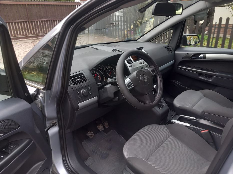 Opel Zafira 18.b klima