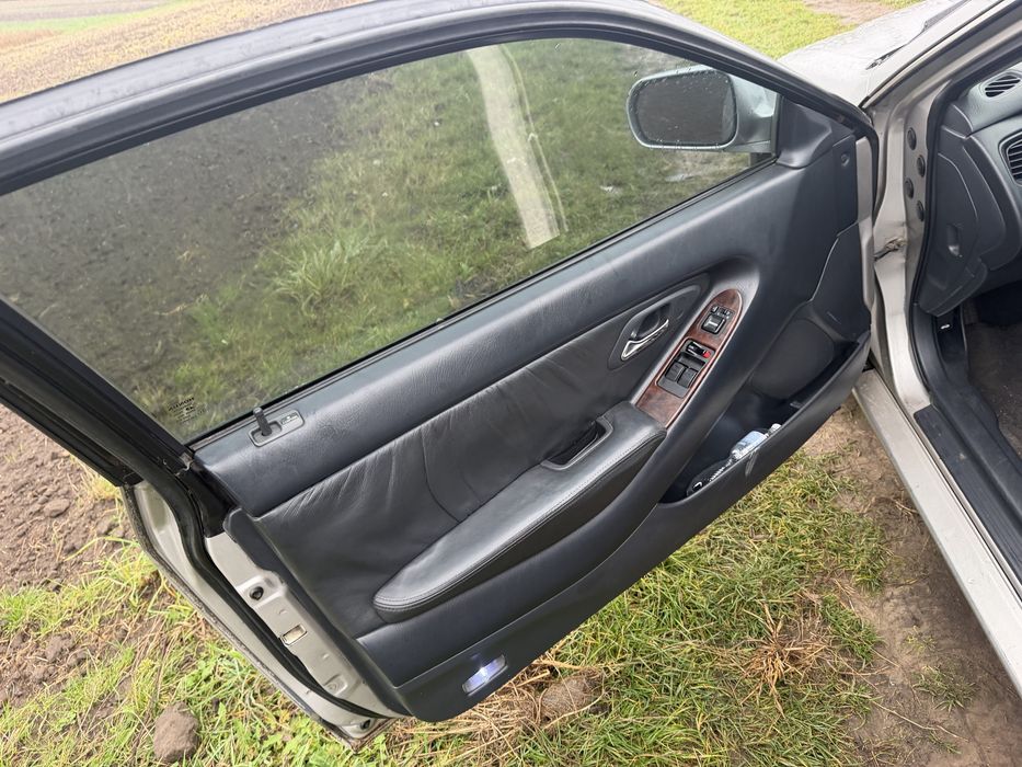 Продам  хонду  акорд АВТОМАТ